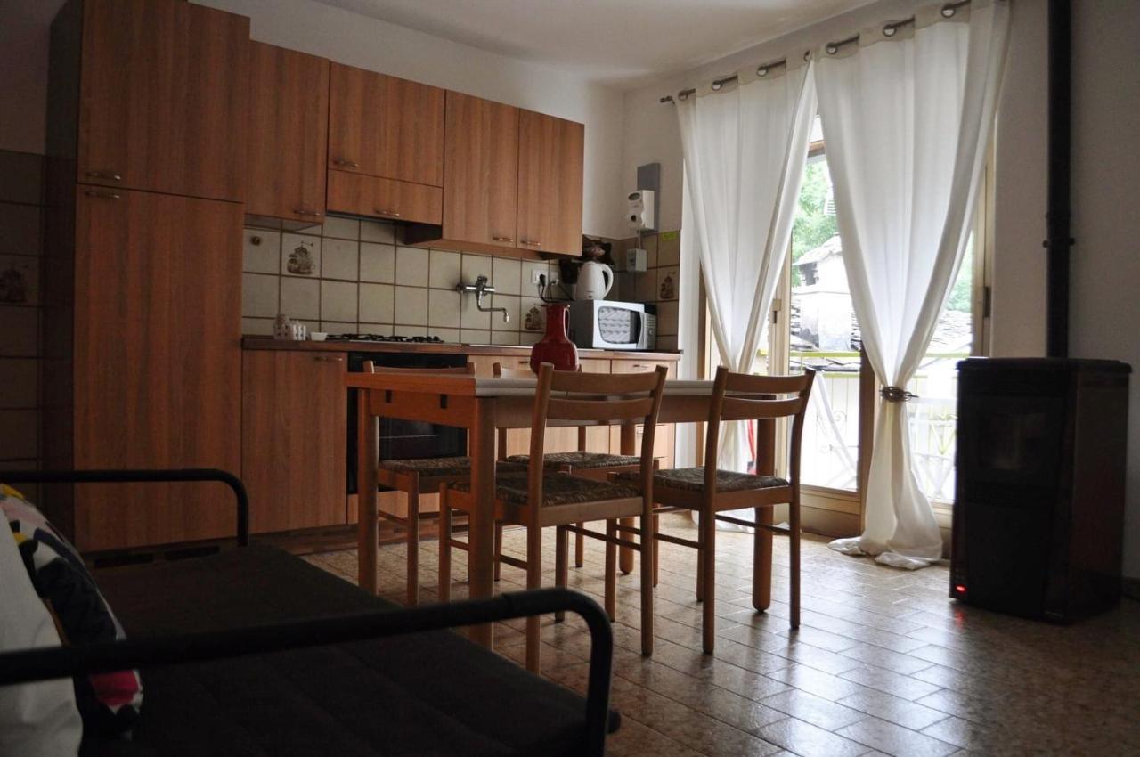 Vila Il Bilocale Della Nonna Locana Exteriér fotografie